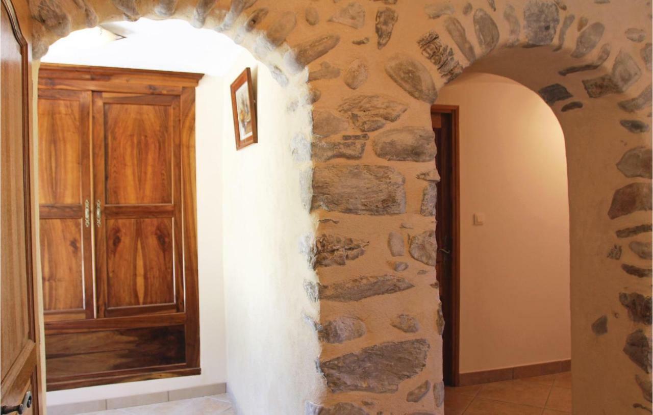 2 Bedroom Awesome Home In Sigoyer Sigoyer  Dış mekan fotoğraf