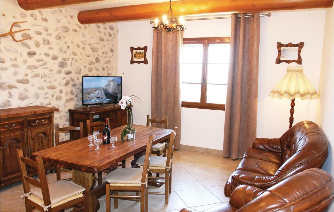 2 Bedroom Awesome Home In Sigoyer Sigoyer  Dış mekan fotoğraf